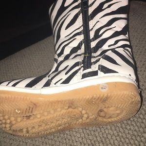 zebra squeaky boots
